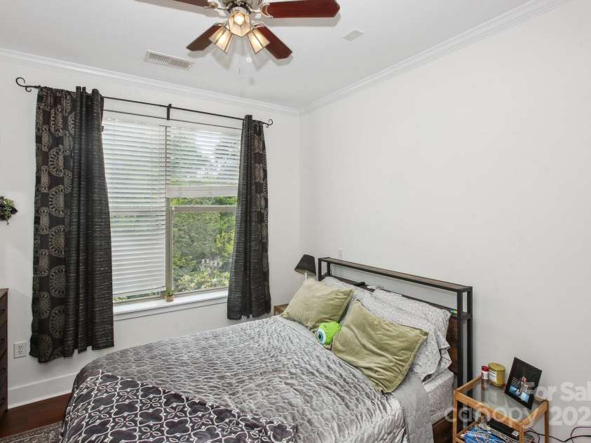 630 Calvert Street, Charlotte, NC 28208.  MLS# CAR4274131, YatesRealty ID 1367. 