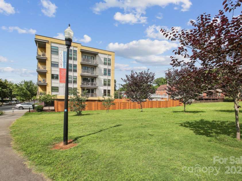 630 Calvert Street, Charlotte, NC 28208.  MLS# CAR4274131, YatesRealty ID 1367. 