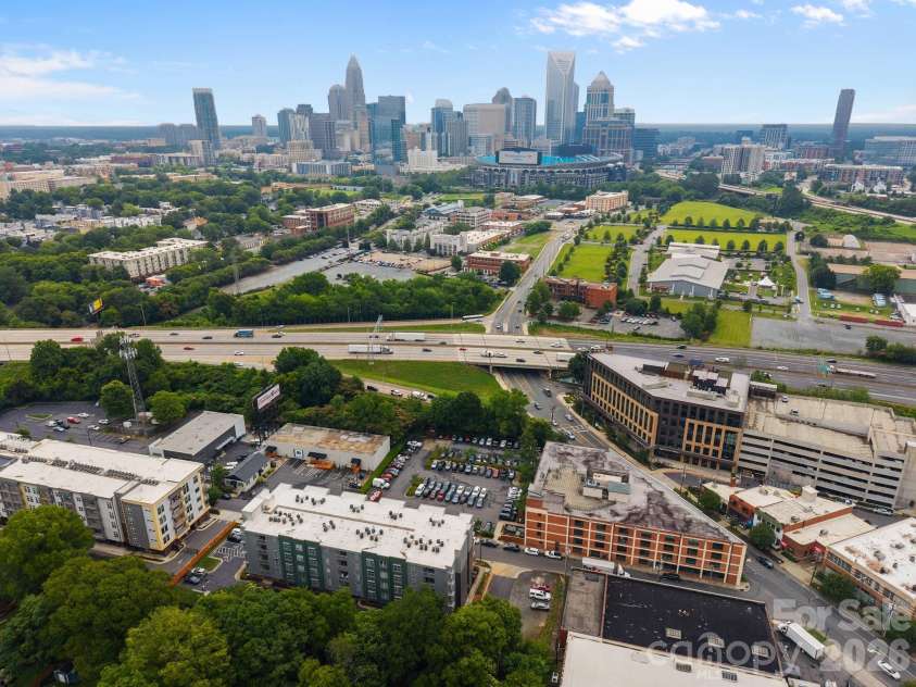 630 Calvert Street, Charlotte, NC 28208.  MLS# CAR4362976, YatesRealty ID 1367. 