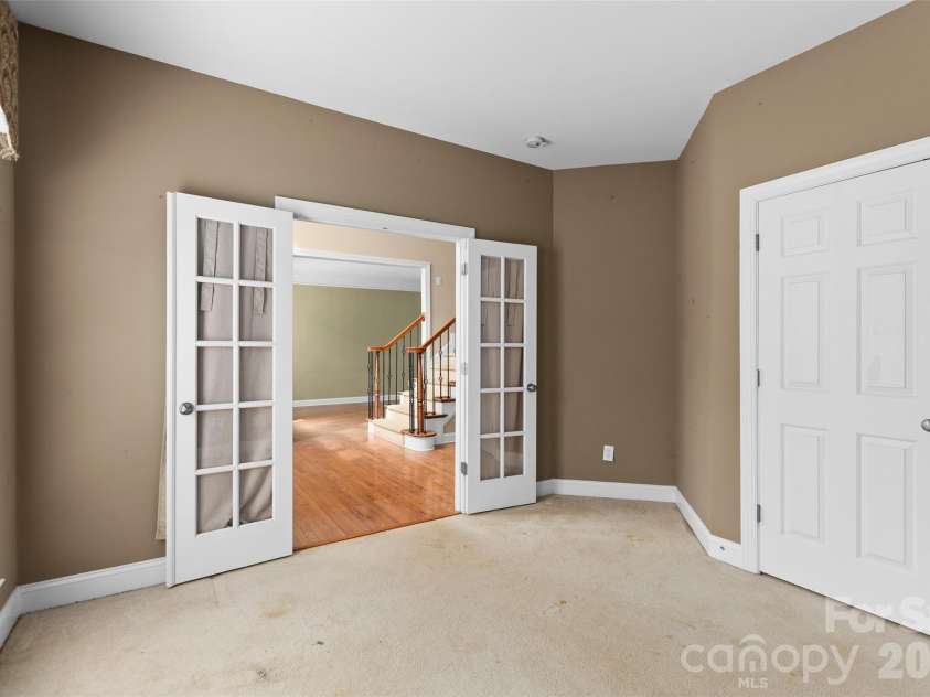 9333 Standerwick Lane, Huntersville, NC 28078.  MLS# CAR4360841, YatesRealty ID 13670. 