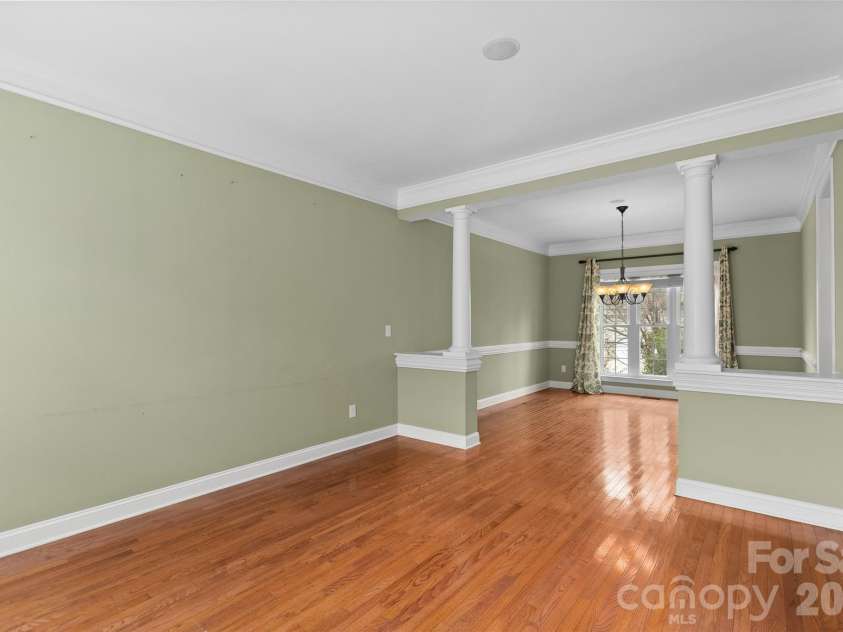 9333 Standerwick Lane, Huntersville, NC 28078.  MLS# CAR4360841, YatesRealty ID 13670. 