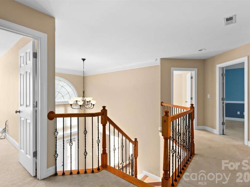 9333 Standerwick Lane, Huntersville, NC 28078.  MLS# CAR4360841, YatesRealty ID 13670. 