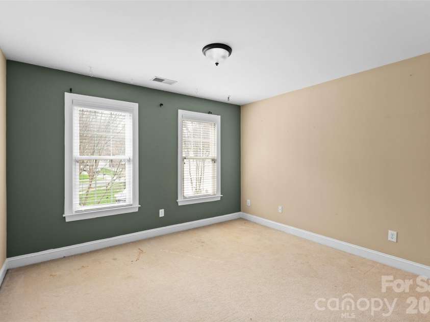 9333 Standerwick Lane, Huntersville, NC 28078.  MLS# CAR4360841, YatesRealty ID 13670. 