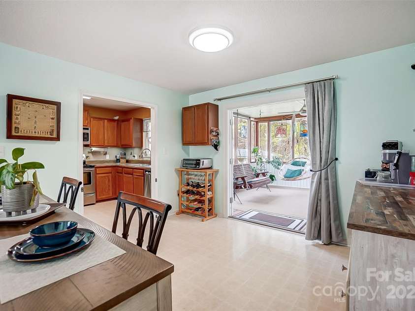 1625 Saint Paul Church Road, Salisbury, NC 28146.  MLS# CAR4234535, YatesRealty ID 13671. Dining Area
