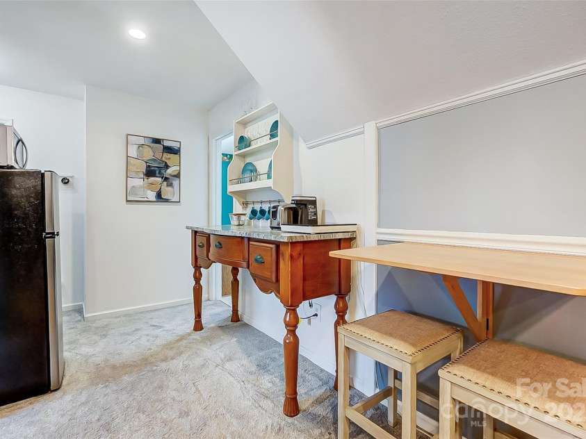 1625 Saint Paul Church Road, Salisbury, NC 28146.  MLS# CAR4234535, YatesRealty ID 13671. Landing/Airbnb Kitchen