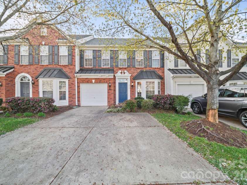 617 Colbert Way, Fort Mill, SC 29715.  MLS# CAR4357160, YatesRealty ID 13671. 