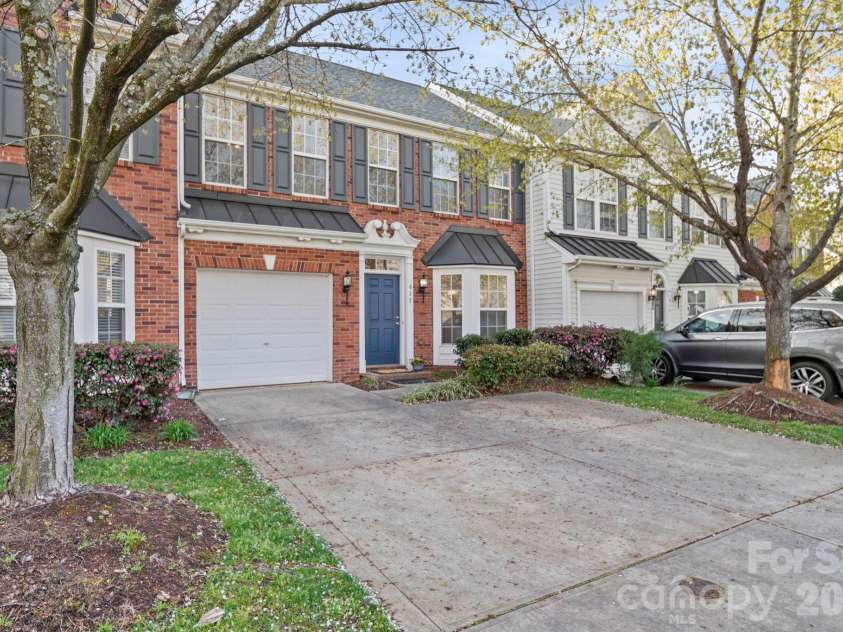 617 Colbert Way, Fort Mill, SC 29715.  MLS# CAR4357160, YatesRealty ID 13671. 