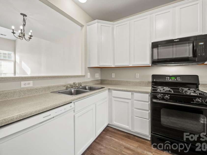 617 Colbert Way, Fort Mill, SC 29715.  MLS# CAR4357160, YatesRealty ID 13671. 