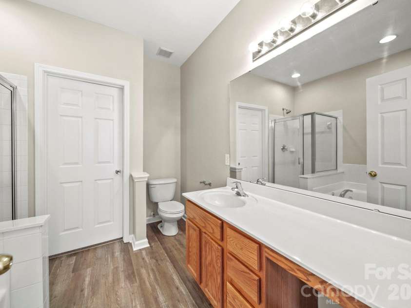 617 Colbert Way, Fort Mill, SC 29715.  MLS# CAR4357160, YatesRealty ID 13671. 