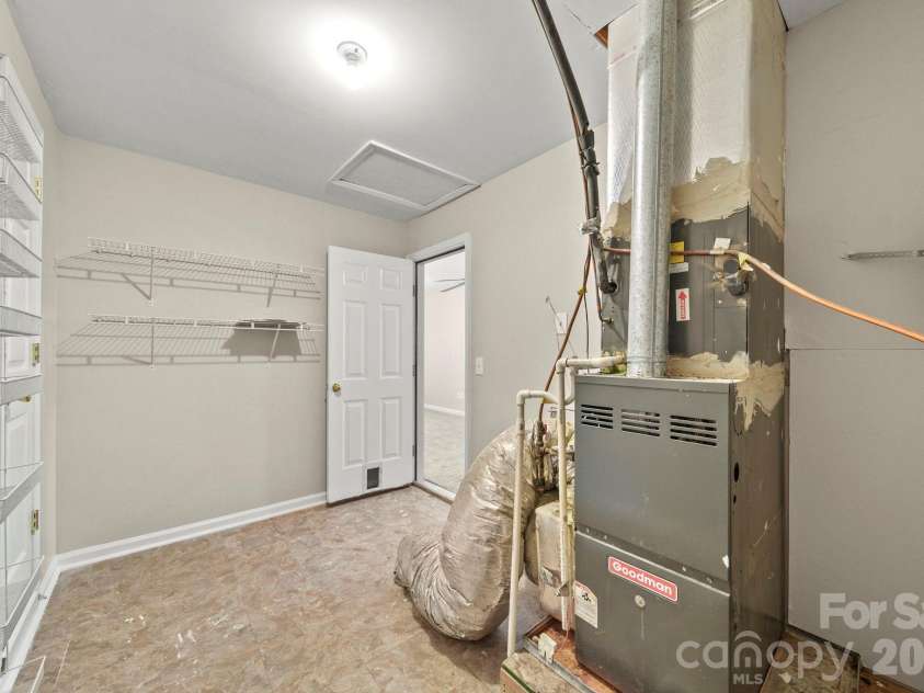 617 Colbert Way, Fort Mill, SC 29715.  MLS# CAR4357160, YatesRealty ID 13671. 