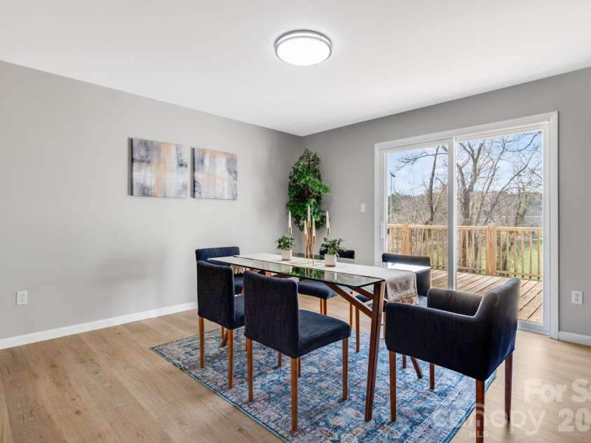 15 Kent Street, Asheville, NC 28803.  MLS# CAR4365856, YatesRealty ID 13673. 