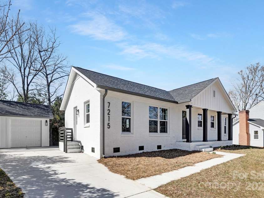 7215 Kilcullen Drive, Charlotte, NC 28270.  MLS# CAR4228443, YatesRealty ID 13673. 