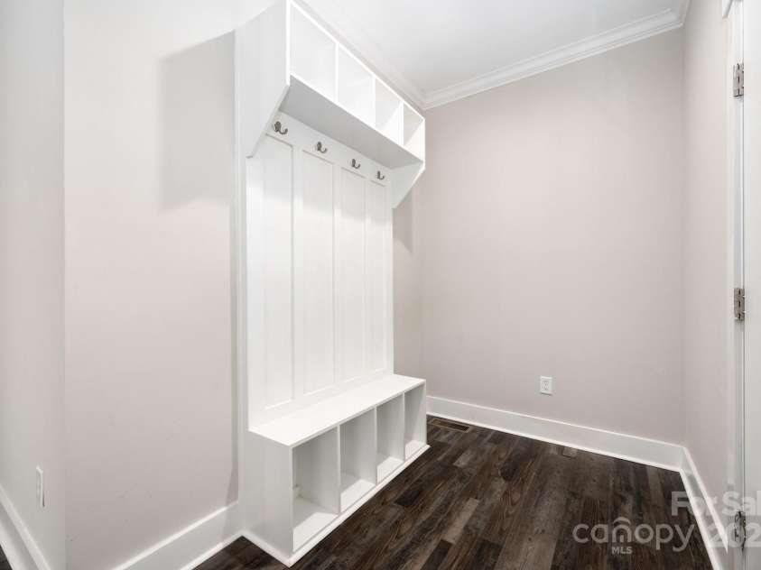 115 Summer Pine Lane, Fairview, NC 28730.  MLS# CAR4252070, YatesRealty ID 13675. Entry mudroom