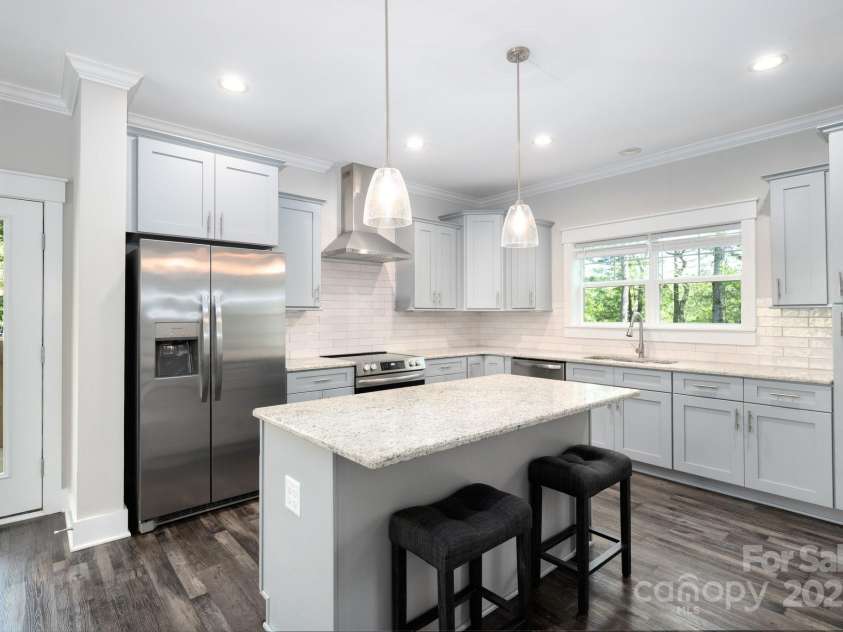 115 Summer Pine Lane, Fairview, NC 28730.  MLS# CAR4252070, YatesRealty ID 13675. Plenty of counter and cabinet space