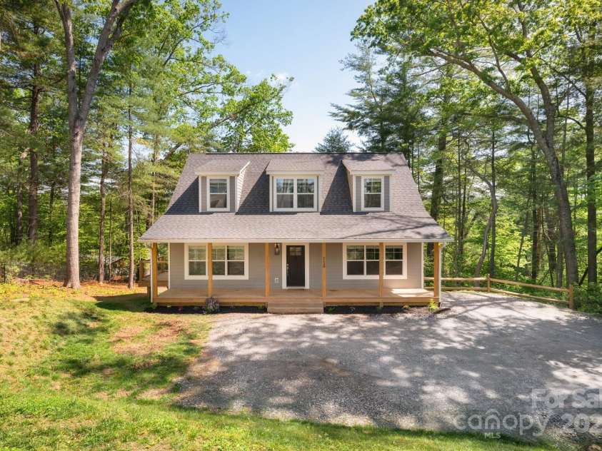 115 Summer Pine Lane, Fairview, NC 28730.  MLS# CAR4252070, YatesRealty ID 13675. Tucked into the woods