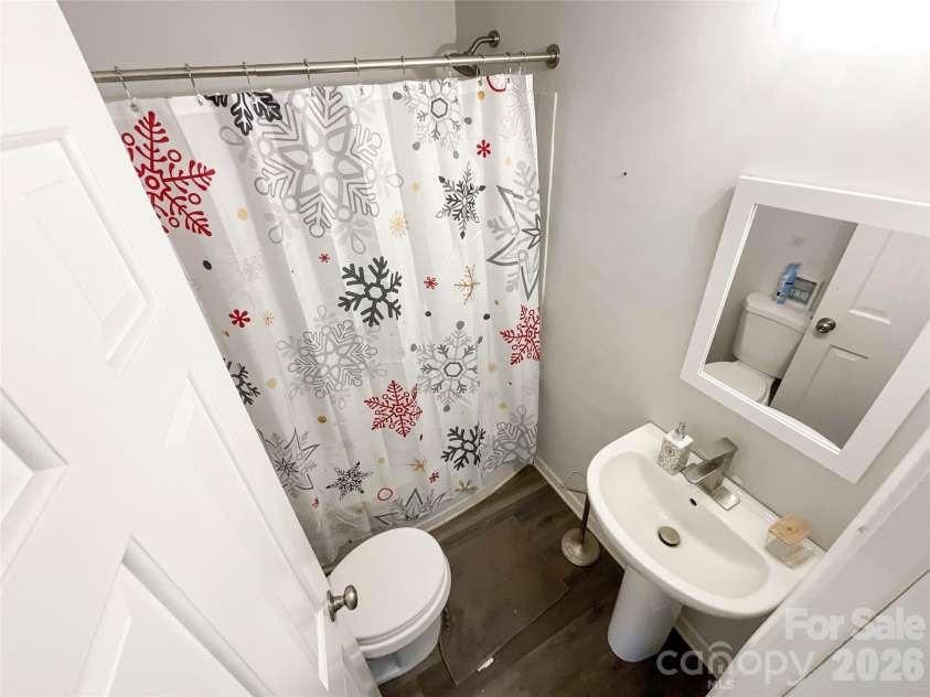 216 Winget Circle, Gastonia, NC 28054.  MLS# CAR4362264, YatesRealty ID 13675. 