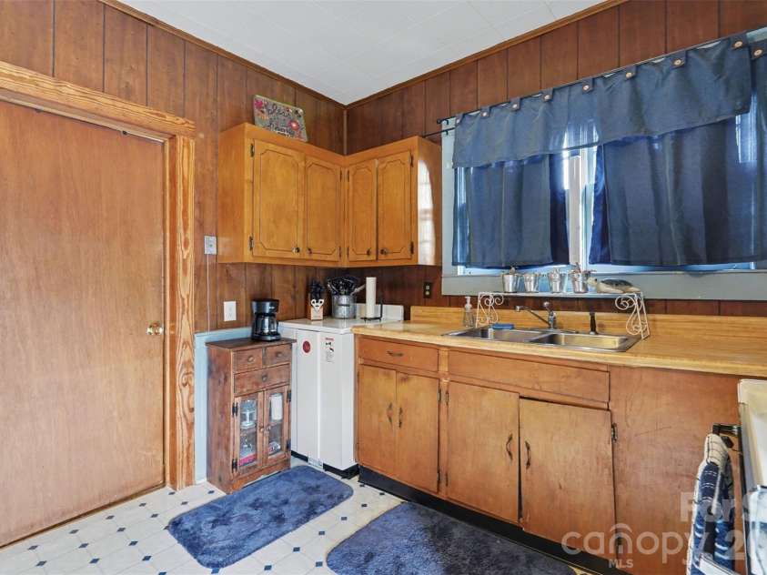 7 Stowe Street, Lowell, NC 28098.  MLS# CAR4353479, YatesRealty ID 13676. 