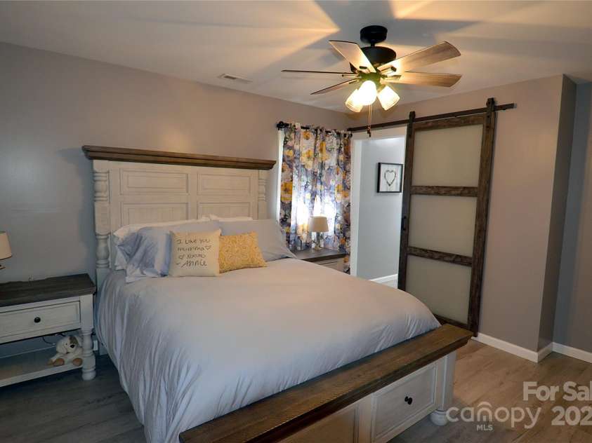 204 Quail Hollow Road, Marion, NC 28752.  MLS# CAR4244406, YatesRealty ID 13677. Primary