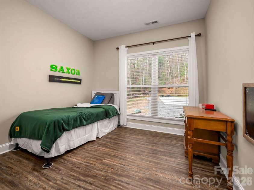 666 Never Blue Road, Flat Rock, NC 28731.  MLS# CAR4362603, YatesRealty ID 13679. 