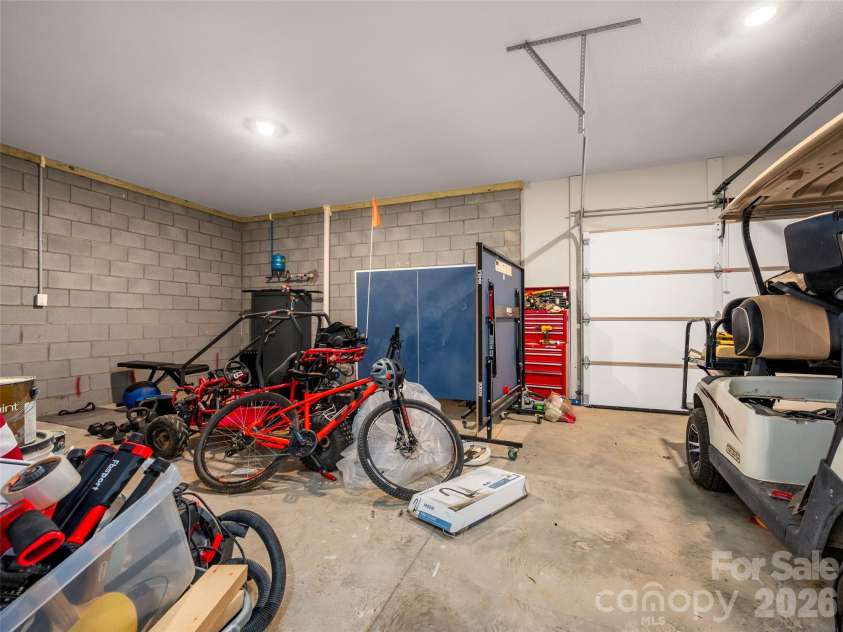 666 Never Blue Road, Flat Rock, NC 28731.  MLS# CAR4362603, YatesRealty ID 13679. 