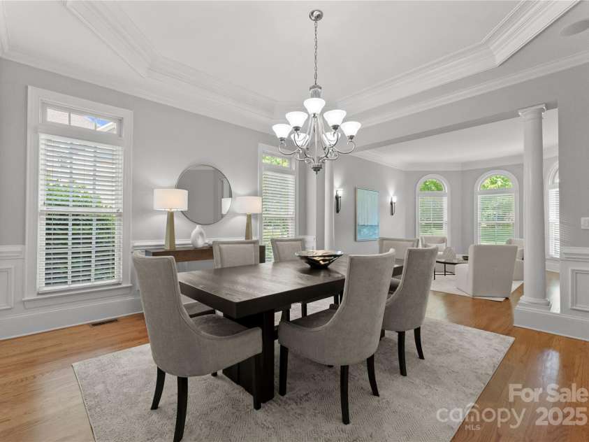 7005 Camrose Crossing Lane, Matthews, NC 28104.  MLS# CAR4248108, YatesRealty ID 13679. 