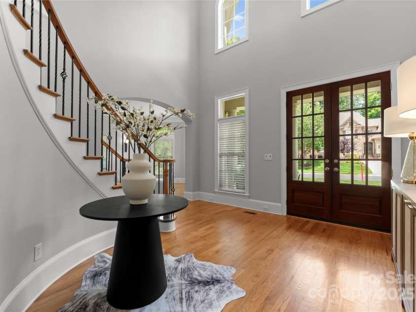 7005 Camrose Crossing Lane, Matthews, NC 28104.  MLS# CAR4248108, YatesRealty ID 13679. 