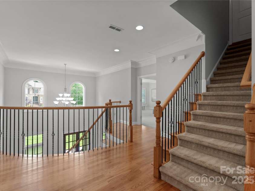 7005 Camrose Crossing Lane, Matthews, NC 28104.  MLS# CAR4248108, YatesRealty ID 13679. 