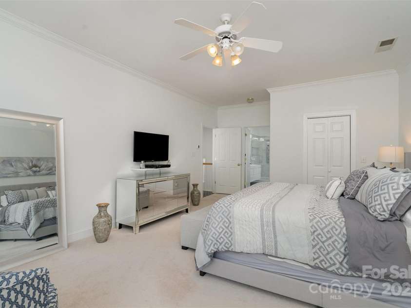 10929 Valley Spring Drive, Charlotte, NC 28277.  MLS# CAR4281296, YatesRealty ID 1368. 