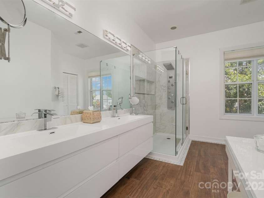 10929 Valley Spring Drive, Charlotte, NC 28277.  MLS# CAR4281296, YatesRealty ID 1368. 