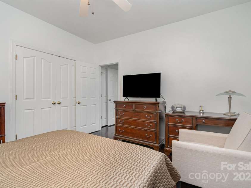 10929 Valley Spring Drive, Charlotte, NC 28277.  MLS# CAR4281296, YatesRealty ID 1368. 