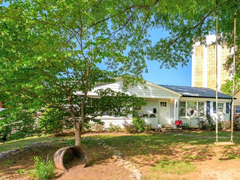 4838 Holbrook Drive, Charlotte, NC 28212.  MLS# CAR4254240, YatesRealty ID 13680. Call and Make Your Appointment Today!