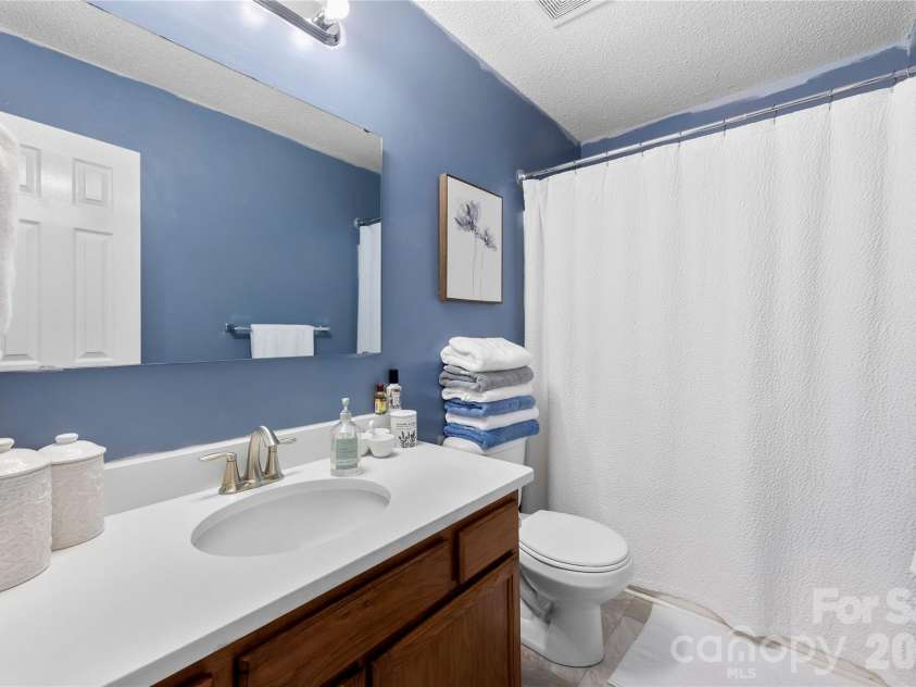1116 Marcela Drive, Gastonia, NC 28054.  MLS# CAR4369091, YatesRealty ID 13681. 