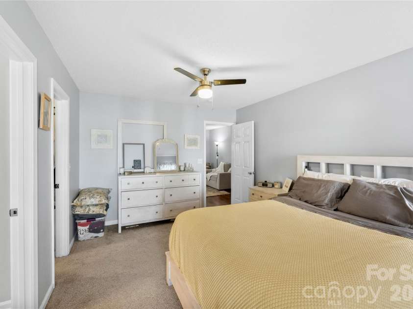 1116 Marcela Drive, Gastonia, NC 28054.  MLS# CAR4369091, YatesRealty ID 13681. 