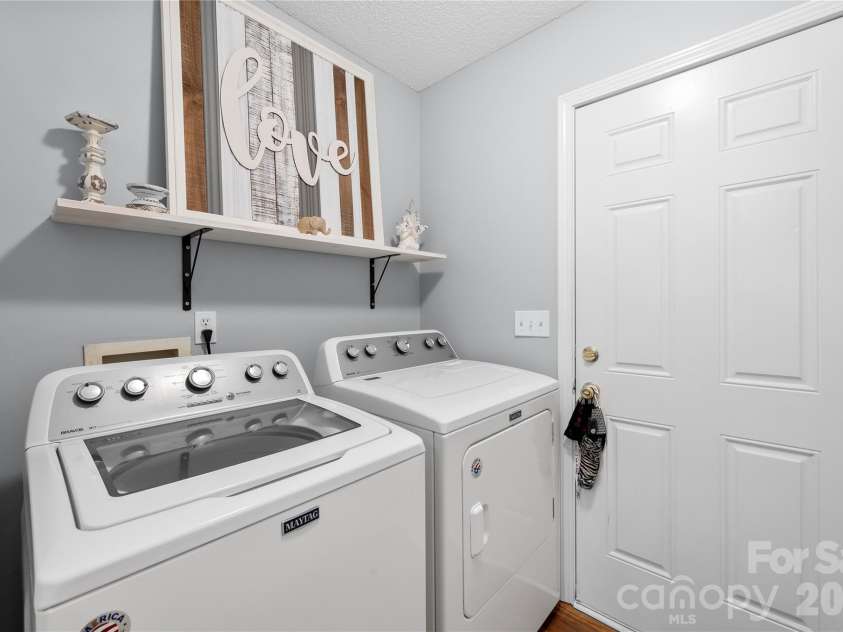 1116 Marcela Drive, Gastonia, NC 28054.  MLS# CAR4369091, YatesRealty ID 13681. 