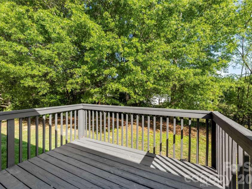 1116 Marcela Drive, Gastonia, NC 28054.  MLS# CAR4369091, YatesRealty ID 13681. 