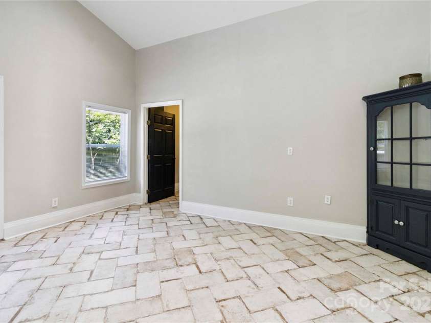 309 Congress Street, York, SC 29745.  MLS# CAR4282526, YatesRealty ID 13682. 