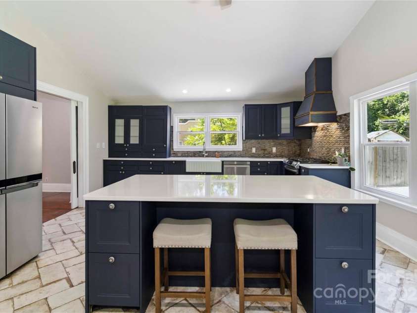 309 Congress Street, York, SC 29745.  MLS# CAR4282526, YatesRealty ID 13682. 
