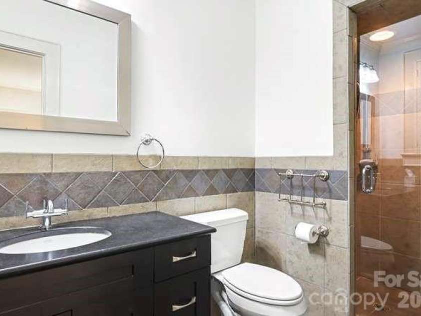1701 Springdale Avenue, Charlotte, NC 28203.  MLS# CAR4368621, YatesRealty ID 13683. 