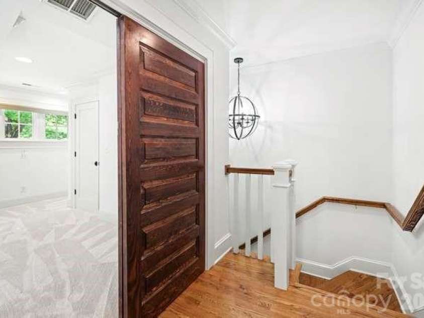 1701 Springdale Avenue, Charlotte, NC 28203.  MLS# CAR4368621, YatesRealty ID 13683. 