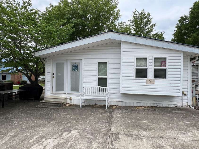 101 Dogwood Circle, New London, NC 28127.  MLS# CAR4251523, YatesRealty ID 13684. 