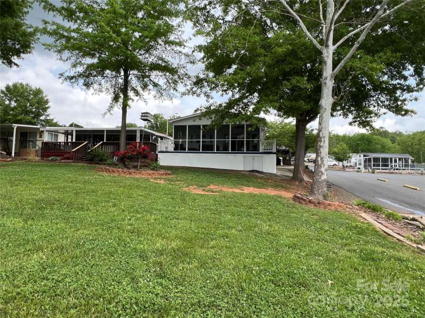 101 Dogwood Circle, New London, NC 28127.  MLS# CAR4251523, YatesRealty ID 13684. 