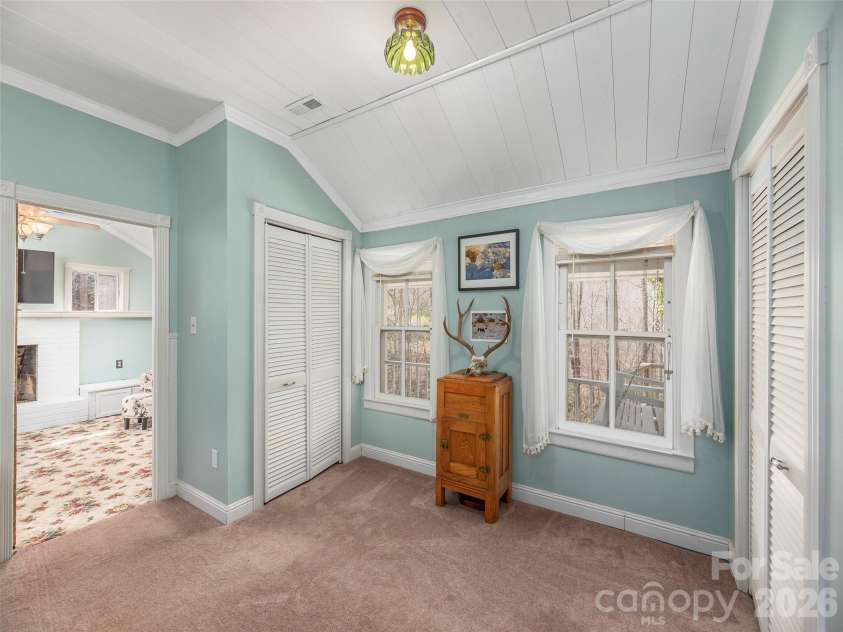 897 Dark Ridge Road, Sylva, NC 28779.  MLS# CAR4361794, YatesRealty ID 13684. 