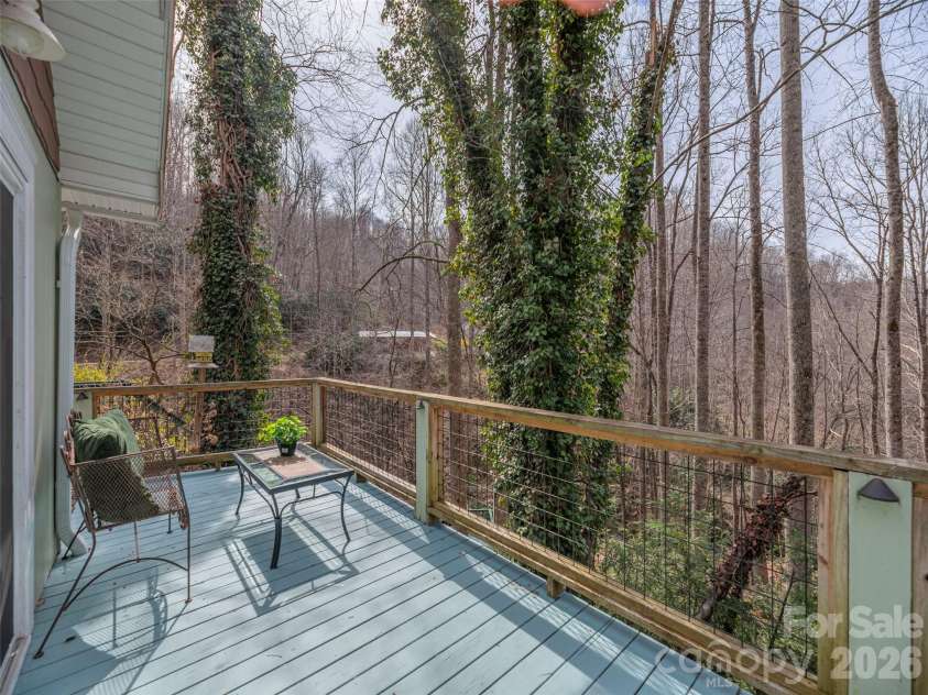 897 Dark Ridge Road, Sylva, NC 28779.  MLS# CAR4361794, YatesRealty ID 13684. 