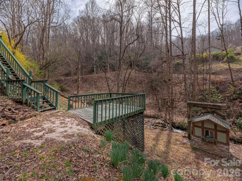 897 Dark Ridge Road, Sylva, NC 28779.  MLS# CAR4361794, YatesRealty ID 13684. 