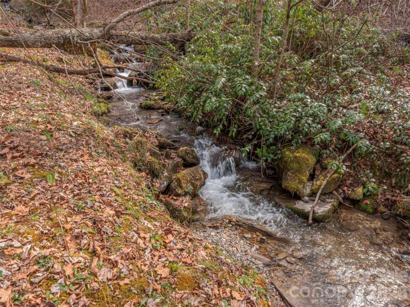 897 Dark Ridge Road, Sylva, NC 28779.  MLS# CAR4361794, YatesRealty ID 13684. 