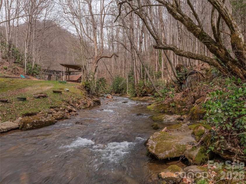 897 Dark Ridge Road, Sylva, NC 28779.  MLS# CAR4361794, YatesRealty ID 13684. 