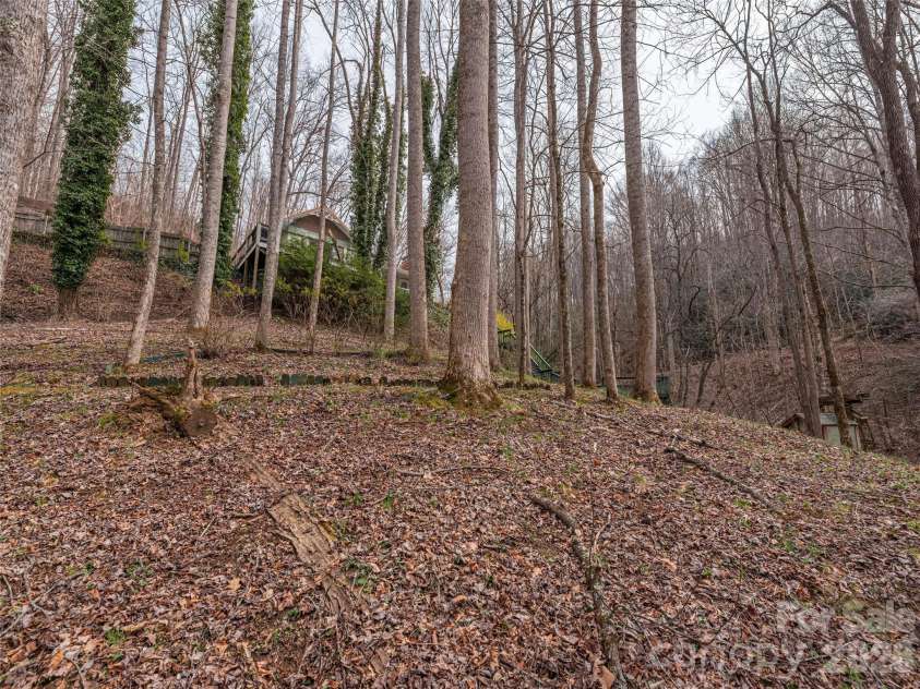 897 Dark Ridge Road, Sylva, NC 28779.  MLS# CAR4361794, YatesRealty ID 13684. 