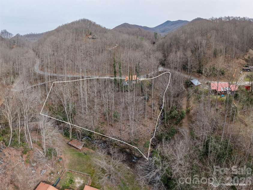 897 Dark Ridge Road, Sylva, NC 28779.  MLS# CAR4361794, YatesRealty ID 13684. 