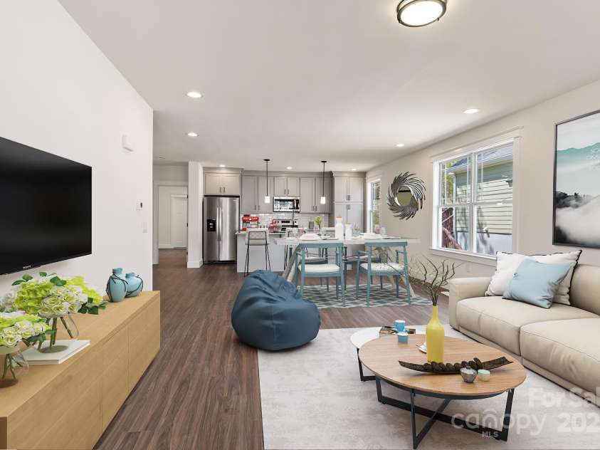 1023 Padgett Place, Black Mountain, NC 28711.  MLS# CAR4186121, YatesRealty ID 13685. 