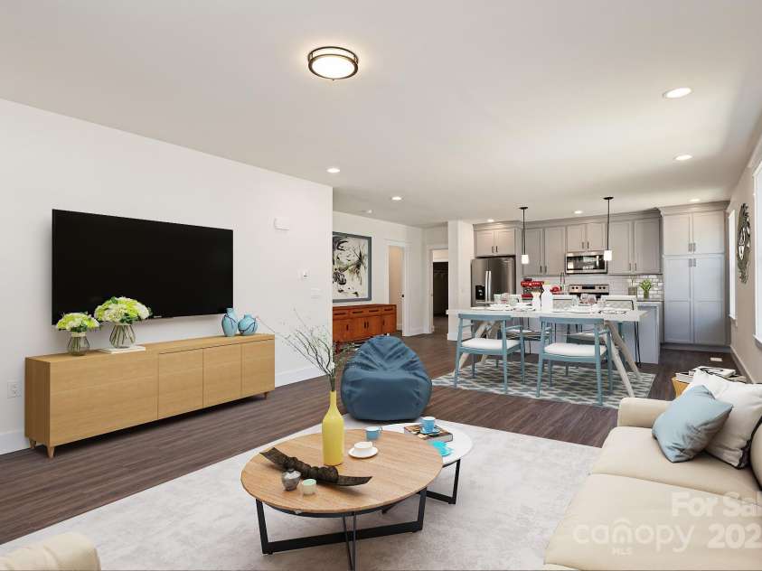 1023 Padgett Place, Black Mountain, NC 28711.  MLS# CAR4186121, YatesRealty ID 13685. 